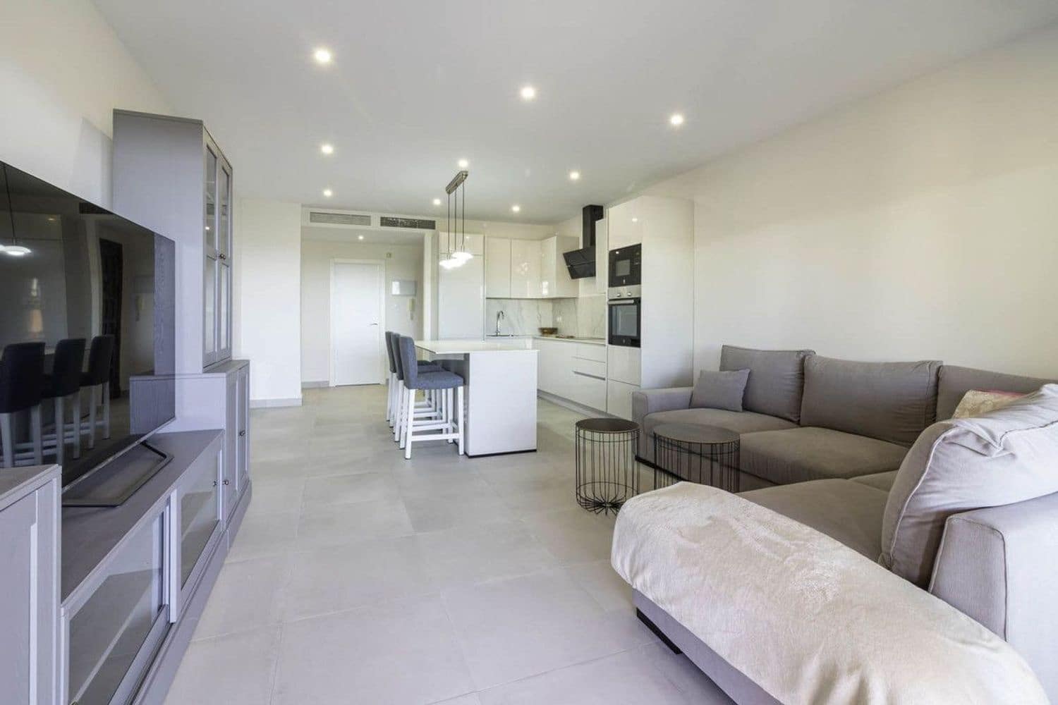 3 soverom Leilighet til salgs i Los Flamingos med svømmebasseng garasje - € 599 500 (Ref: 9797548)