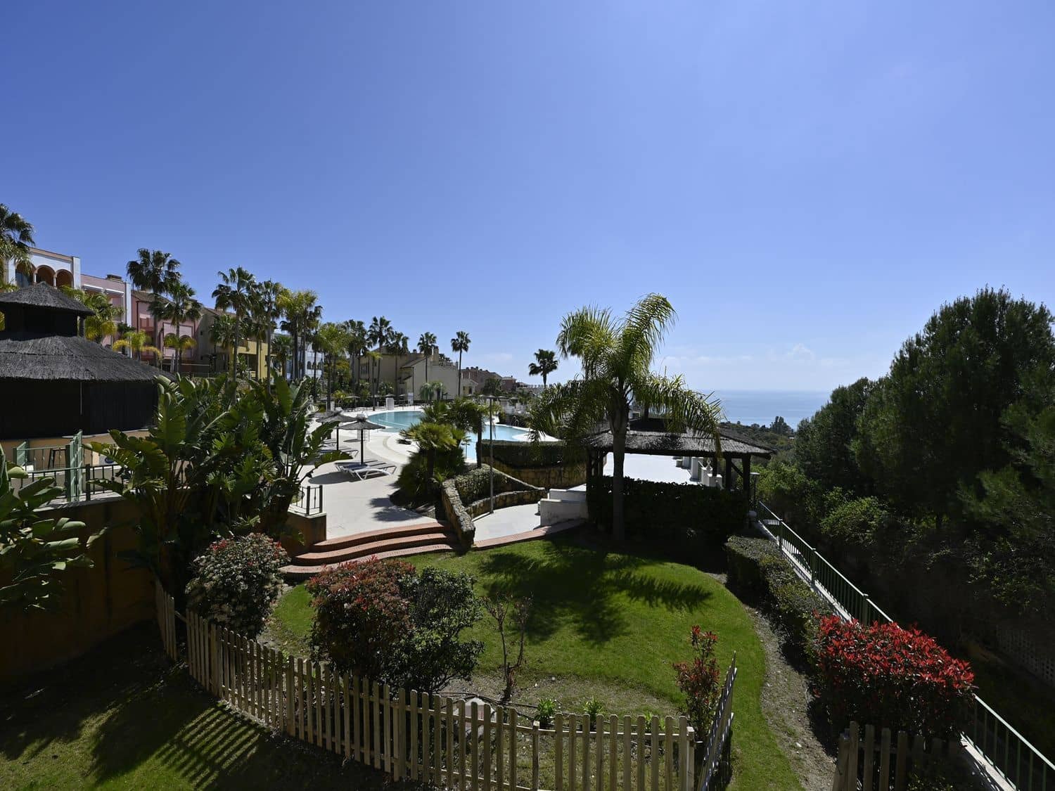 2 sovrum Lägenhet till salu i Manilva med pool garage - 199 000 € (Ref: 9797549)