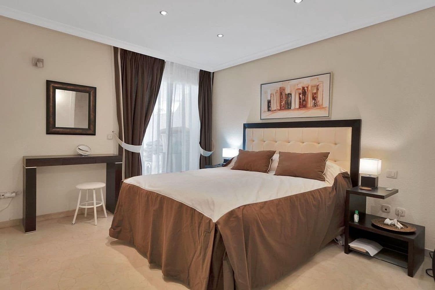 2 slaapkamer Appartement te koop in New Golden Mile met zwembad garage - € 625.000 (Ref: 9797550)