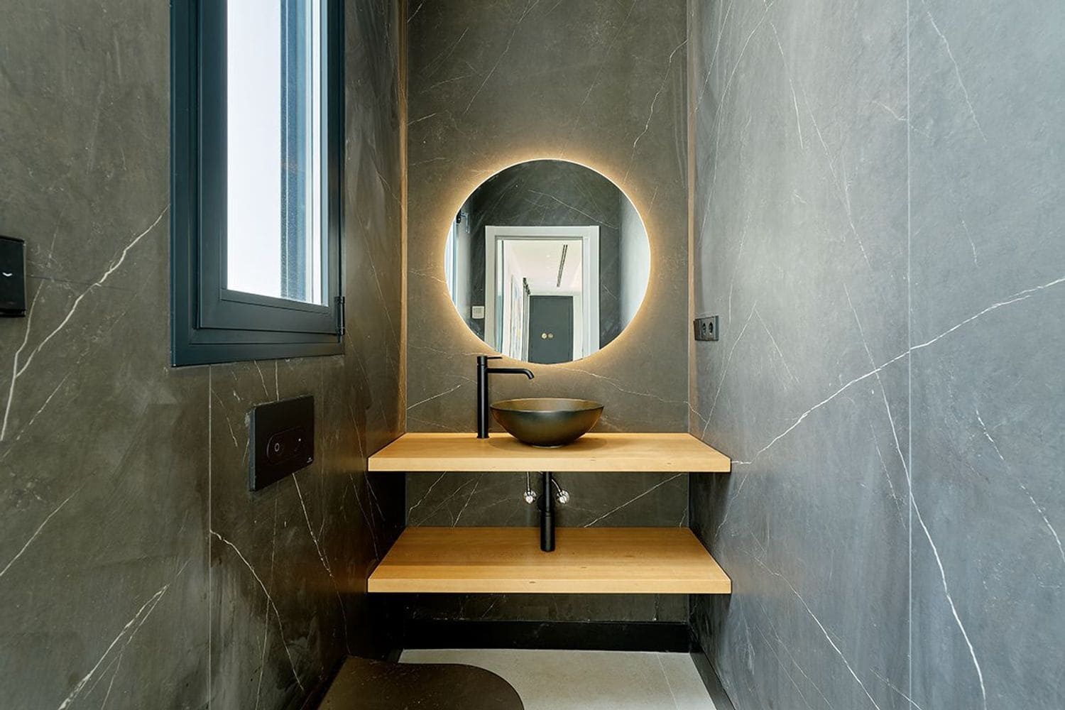 3 camera da letto Villa in vendita in New Golden Mile con piscina garage - 1.950.000 € (Rif: 9797551)