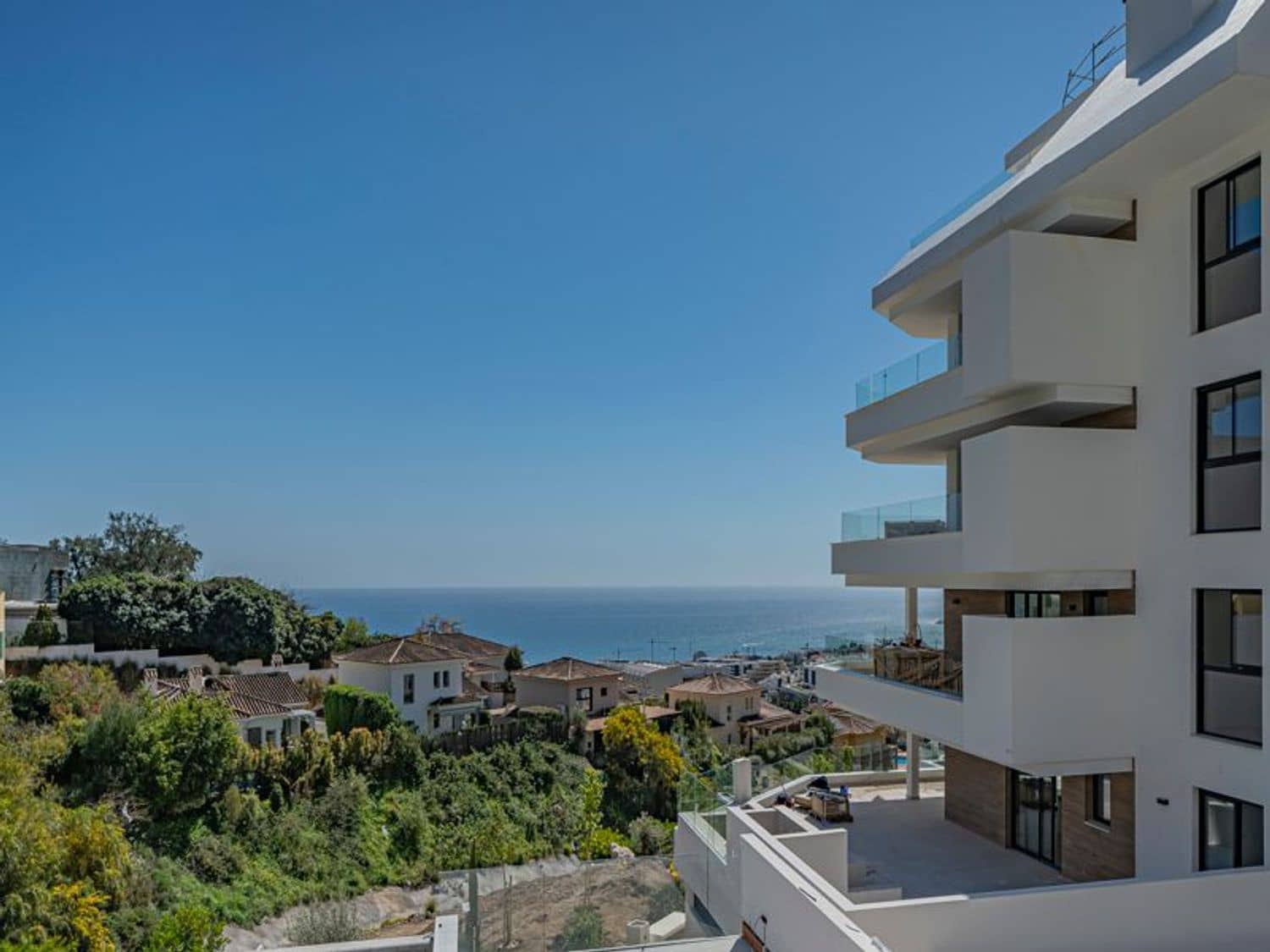 3 sovrum Lägenhet till salu i Benalmadena med pool garage - 1 099 000 € (Ref: 9797552)