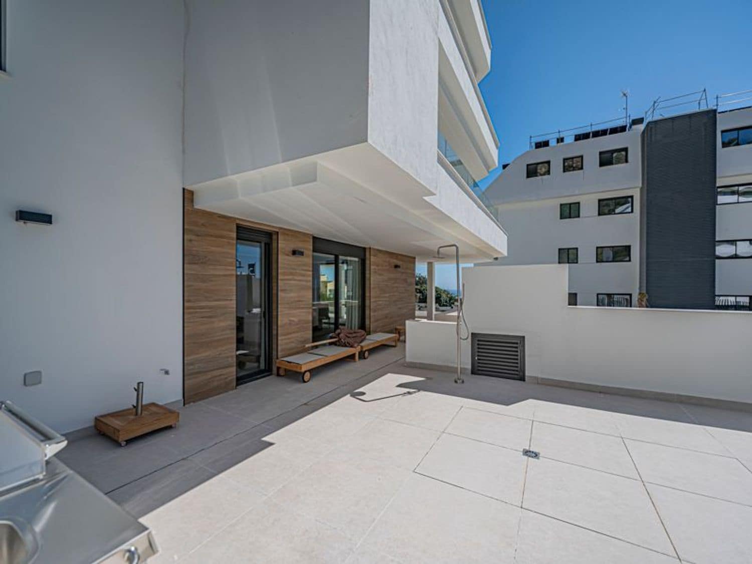 3 sovrum Lägenhet till salu i Benalmadena med pool garage - 1 099 000 € (Ref: 9797552)