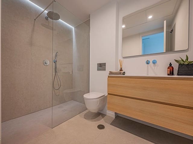 3 soveværelse Lejlighed til salg i La Capellanía - El Higuerón, Benalmádena med swimmingpool garage - € 1.099.000 (Ref: 9797552)