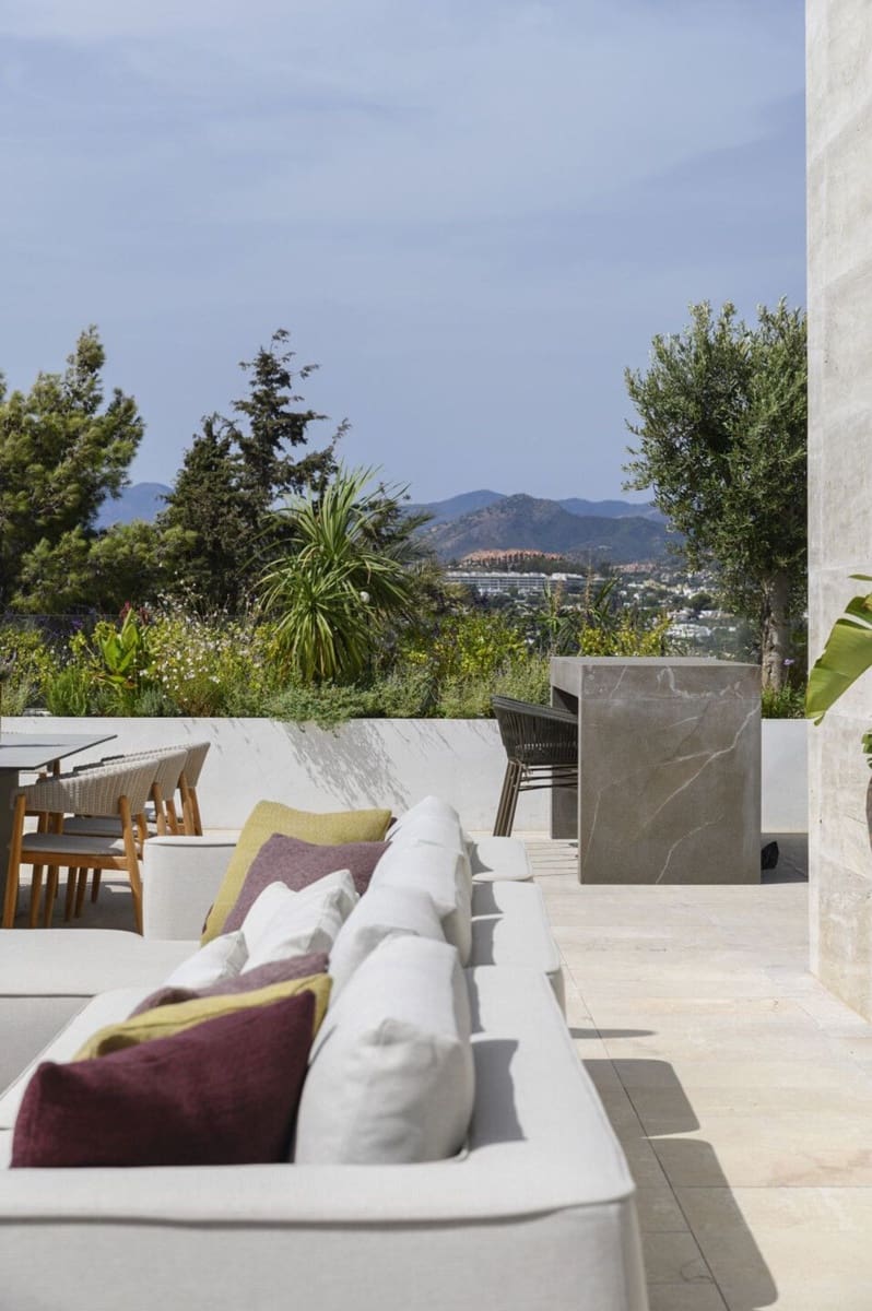 Apartamento de 4 habitaciones en Marbella en venta con piscina garaje - 11.400.000 € (Ref: 9797553)