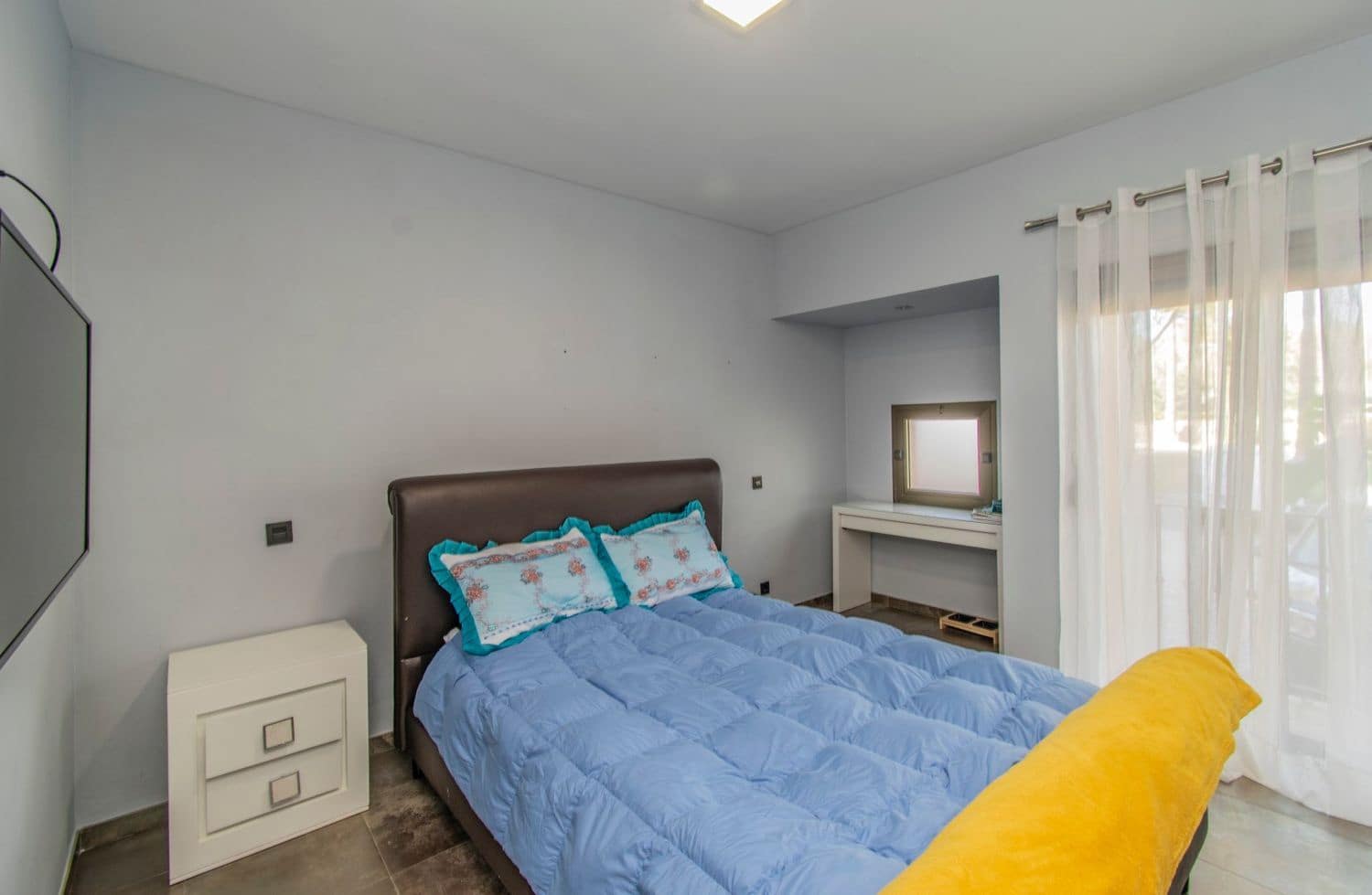 Apartamento de 2 habitaciones en New Golden Mile en venta con piscina garaje - 465.000 € (Ref: 9797554)