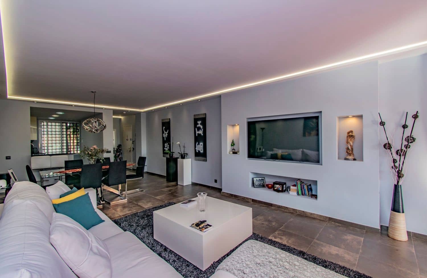 Apartamento de 2 habitaciones en New Golden Mile en venta con piscina garaje - 465.000 € (Ref: 9797554)