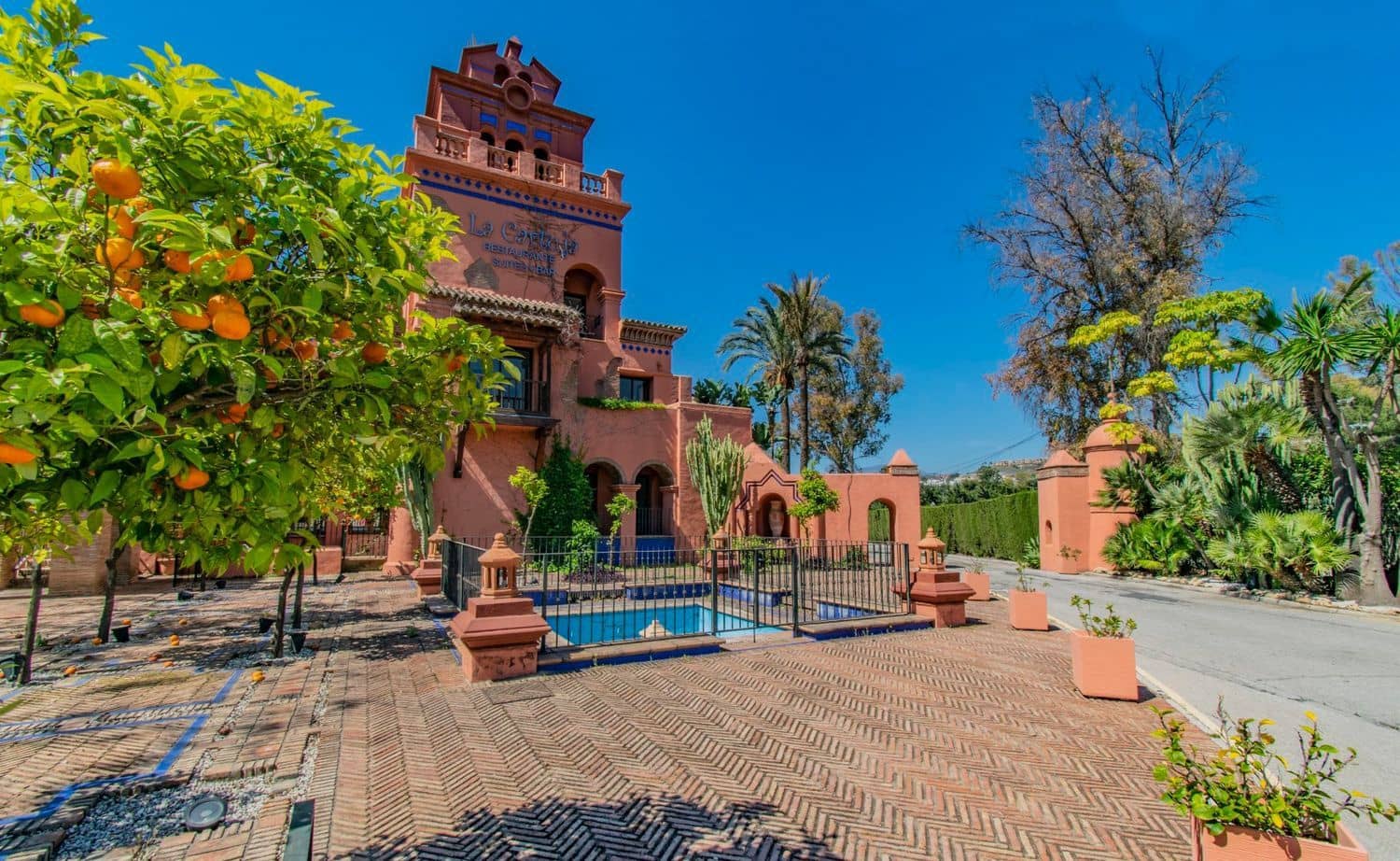 Apartamento de 2 habitaciones en New Golden Mile en venta con piscina garaje - 465.000 € (Ref: 9797554)