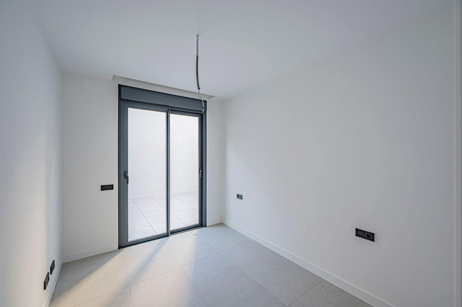 Apartamento de 3 habitaciones en Bahía de Marbella en venta con piscina garaje - 945.000 € (Ref: 9797555)