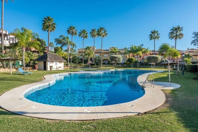 3 Zimmer Haus zu verkaufen in Guadalmina Baja, Marbella mit Pool Garage - 700.000 € (Ref: 9797556)