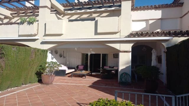 3 Zimmer Haus zu verkaufen in Guadalmina Baja, Marbella mit Pool Garage - 700.000 € (Ref: 9797556)