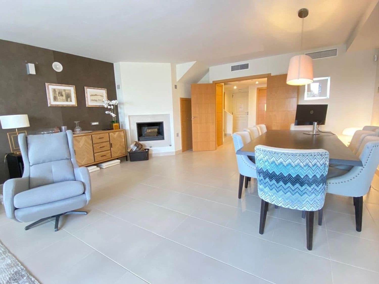 3 quarto Casa em Banda para venda em New Golden Mile com piscina garagem - 530 000 € (Ref: 9797557)