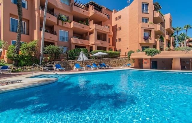 3 sypialnia Apartament na sprzedaż w Lomas De Marbella, Marbella z basenem garażem - 1 100 000 € (Ref: 9797558)