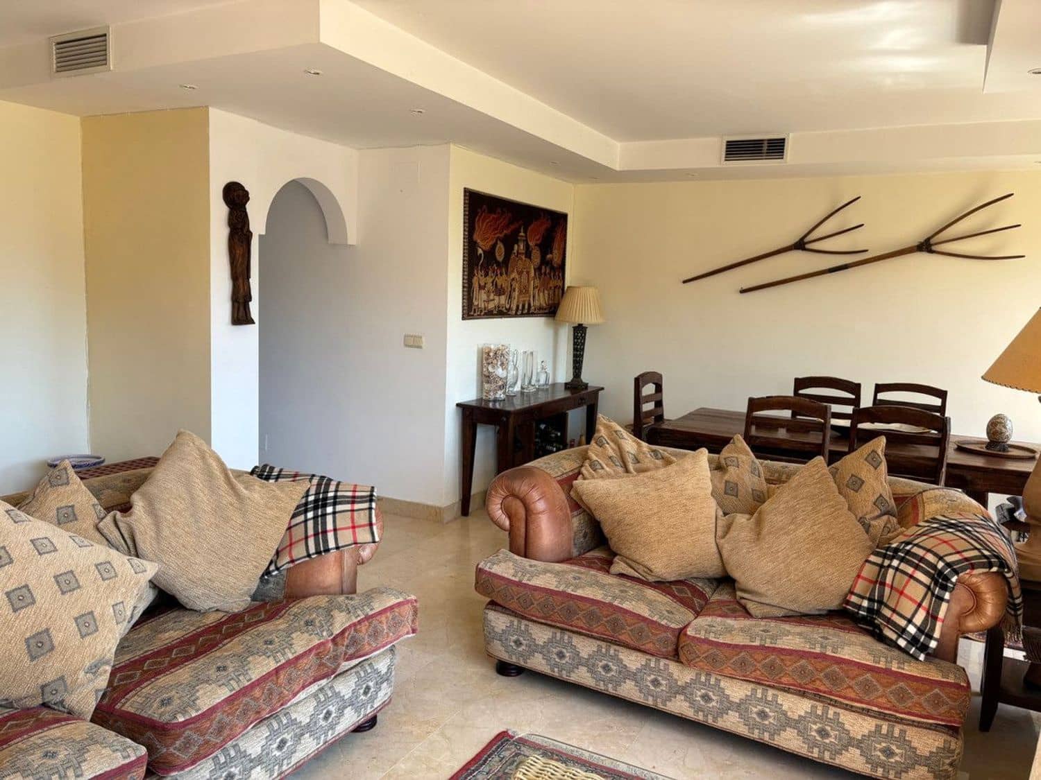 3 sypialnia Apartament na sprzedaż w Marbella z basenem garażem - 1 100 000 € (Ref: 9797558)