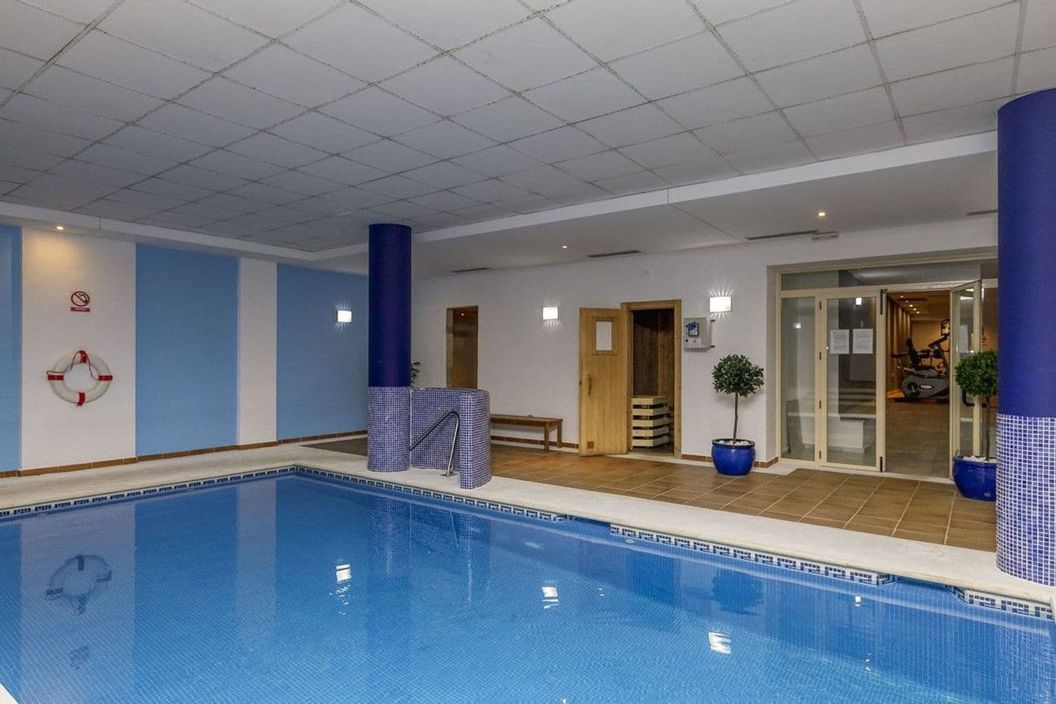 3 soverom Leilighet til salgs i Nueva Andalucia med svømmebasseng garasje - € 595 000 (Ref: 9797559)