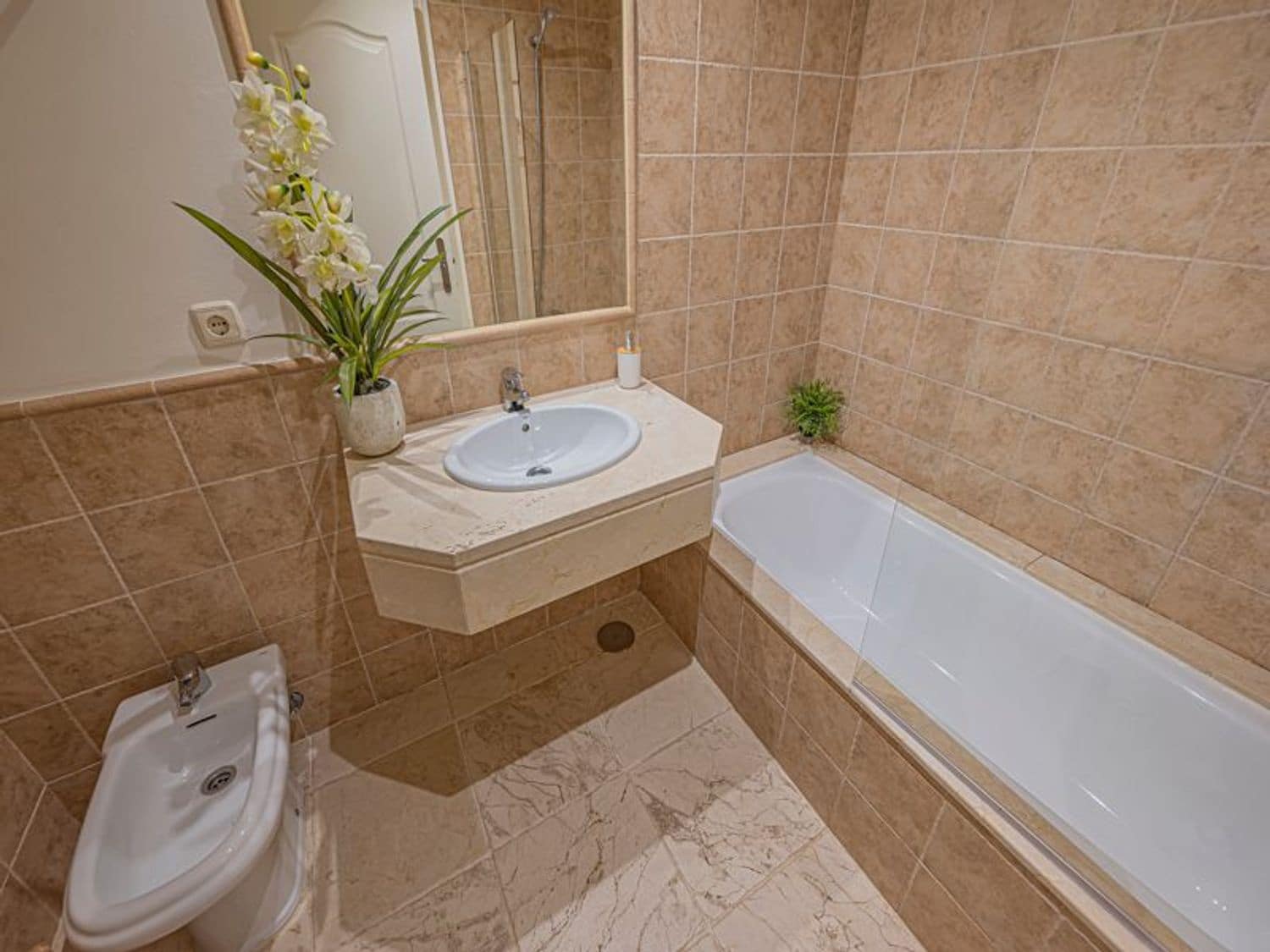 2 bedroom Apartment for sale in New Golden Mile with pool garage - € 420,000 (Ref: 9797560)