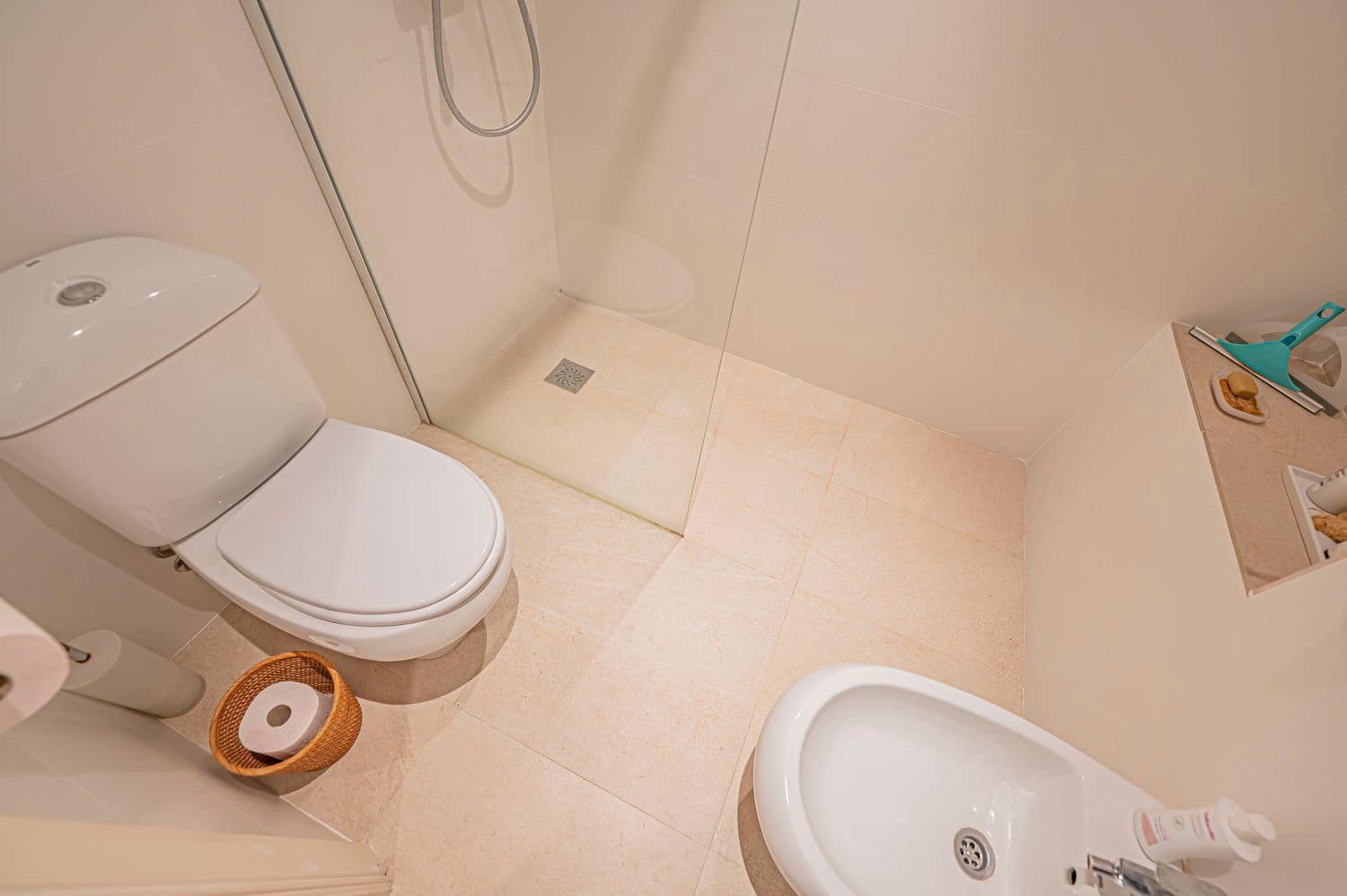 Apartamento de 2 habitaciones en Estepona en venta con piscina garaje - 435.000 € (Ref: 9797561)