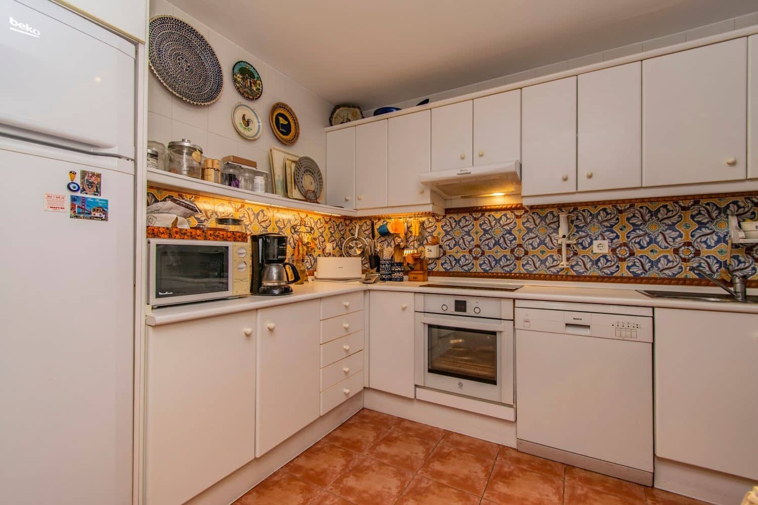 Apartamento de 2 habitaciones en Estepona en venta con piscina garaje - 435.000 € (Ref: 9797561)