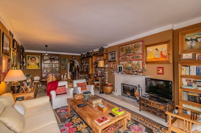 2 sovrum Lägenhet till salu i Nueva Atalaya, Estepona med pool garage - 435 000 € (Ref: 9797561)