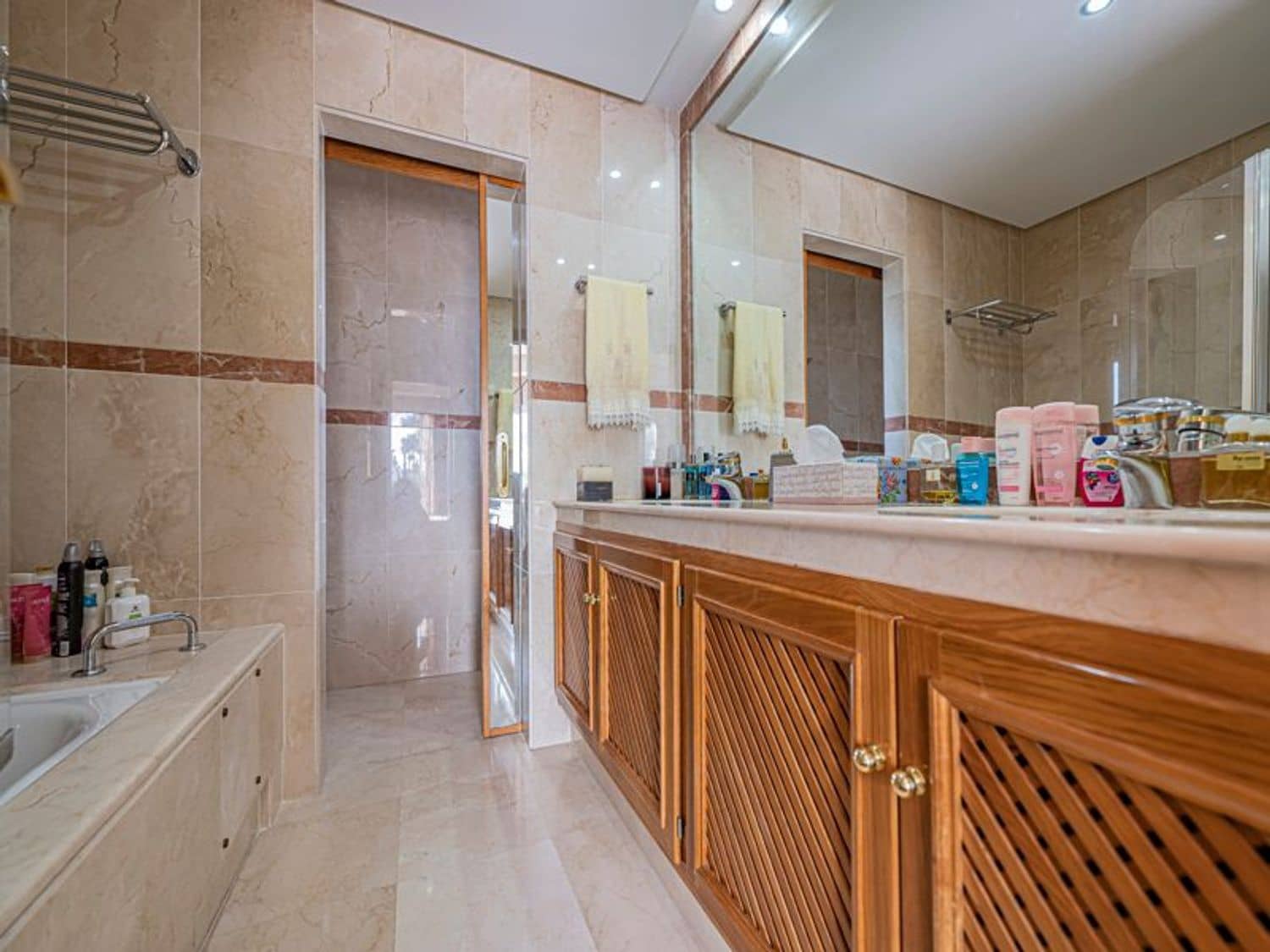 3 sovrum Hus till salu i New Golden Mile med pool garage - 1 250 000 € (Ref: 9797563)