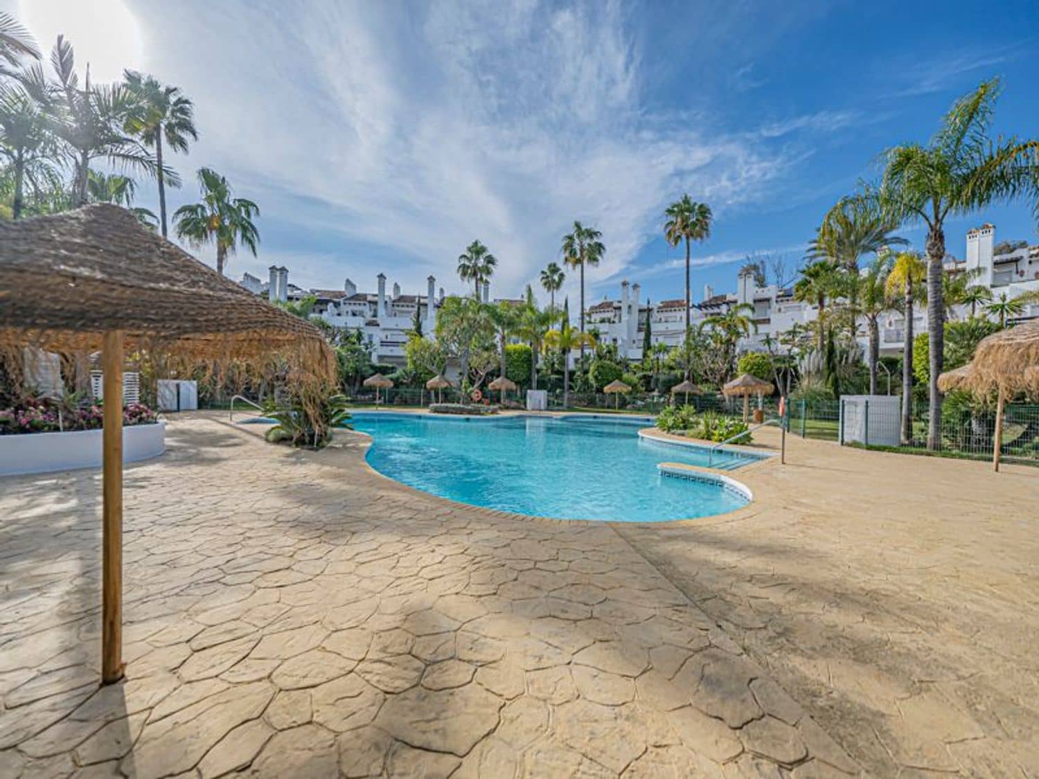 3 sovrum Hus till salu i New Golden Mile med pool garage - 1 250 000 € (Ref: 9797563)