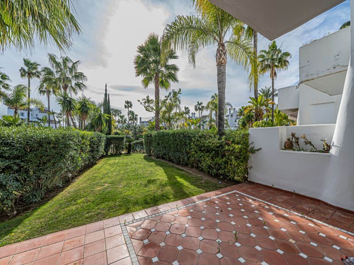 3 sovrum Hus till salu i New Golden Mile med pool garage - 1 250 000 € (Ref: 9797563)