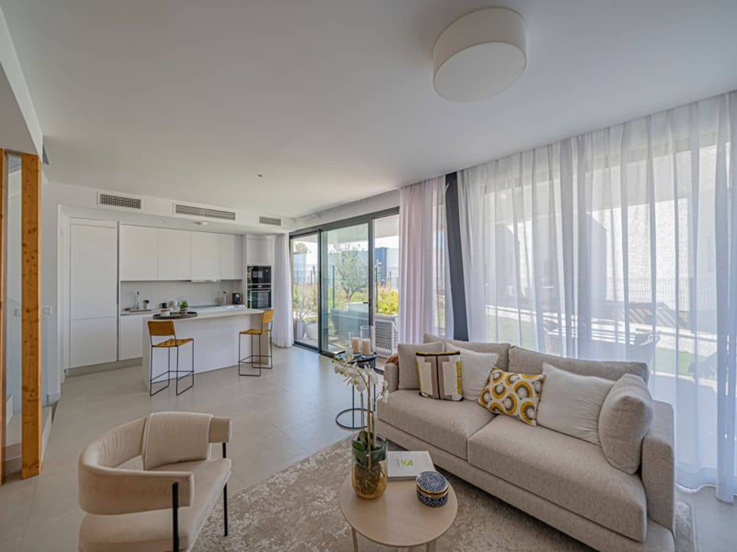 3 quarto Casa em Banda para venda em New Golden Mile com piscina garagem - 900 000 € (Ref: 9797565)