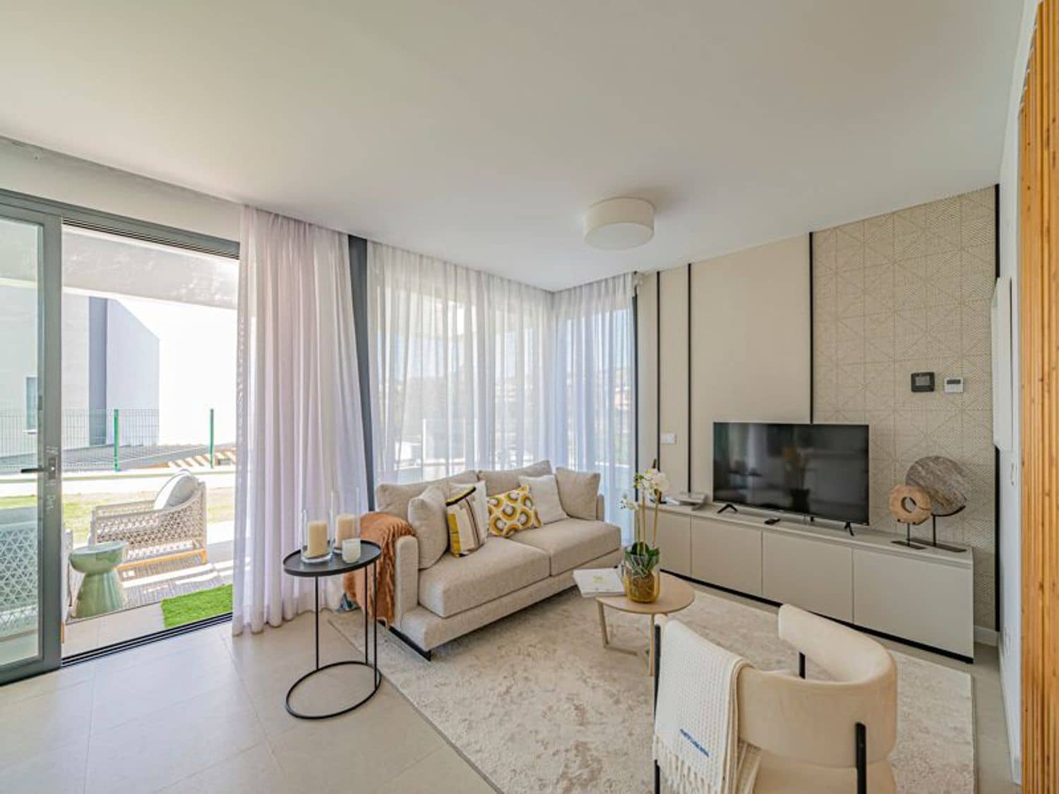 3 quarto Casa em Banda para venda em New Golden Mile com piscina garagem - 900 000 € (Ref: 9797565)