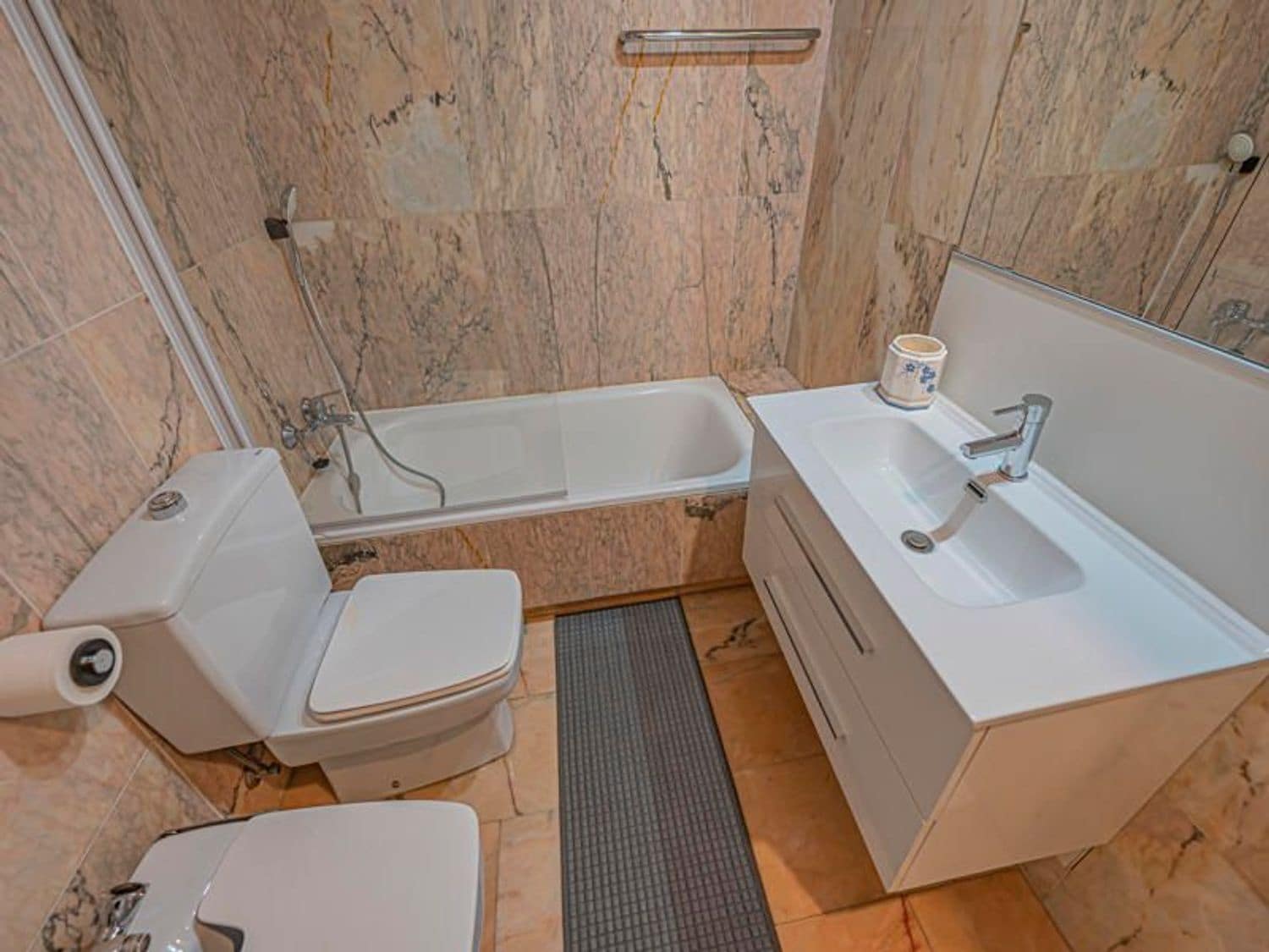 2 chambre Appartement à vendre à Estepona avec piscine garage - 890 000 € (Ref: 9797570)