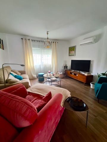 5 chambre Maison de Ville à vendre à San Pedro de Alcántara Pueblo, Marbella avec piscine garage - 780 000 € (Ref: 9797576)