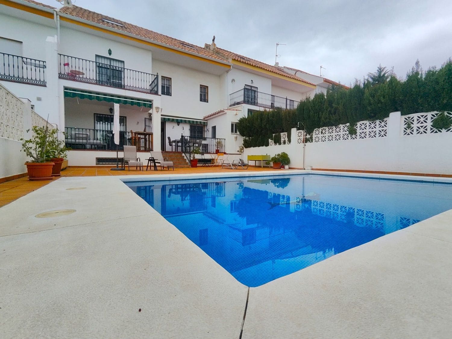 5 bedroom Townhouse for sale in San Pedro de Alcantara with pool garage - € 780,000 (Ref: 9797576)