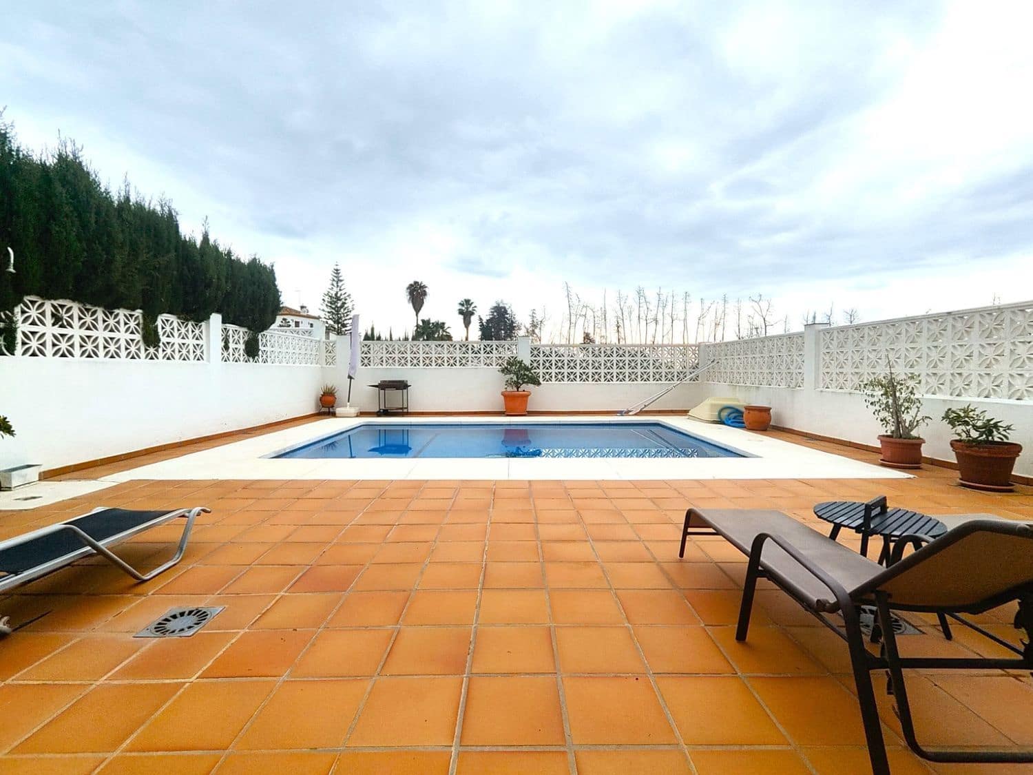 5 bedroom Townhouse for sale in San Pedro de Alcantara with pool garage - € 780,000 (Ref: 9797576)