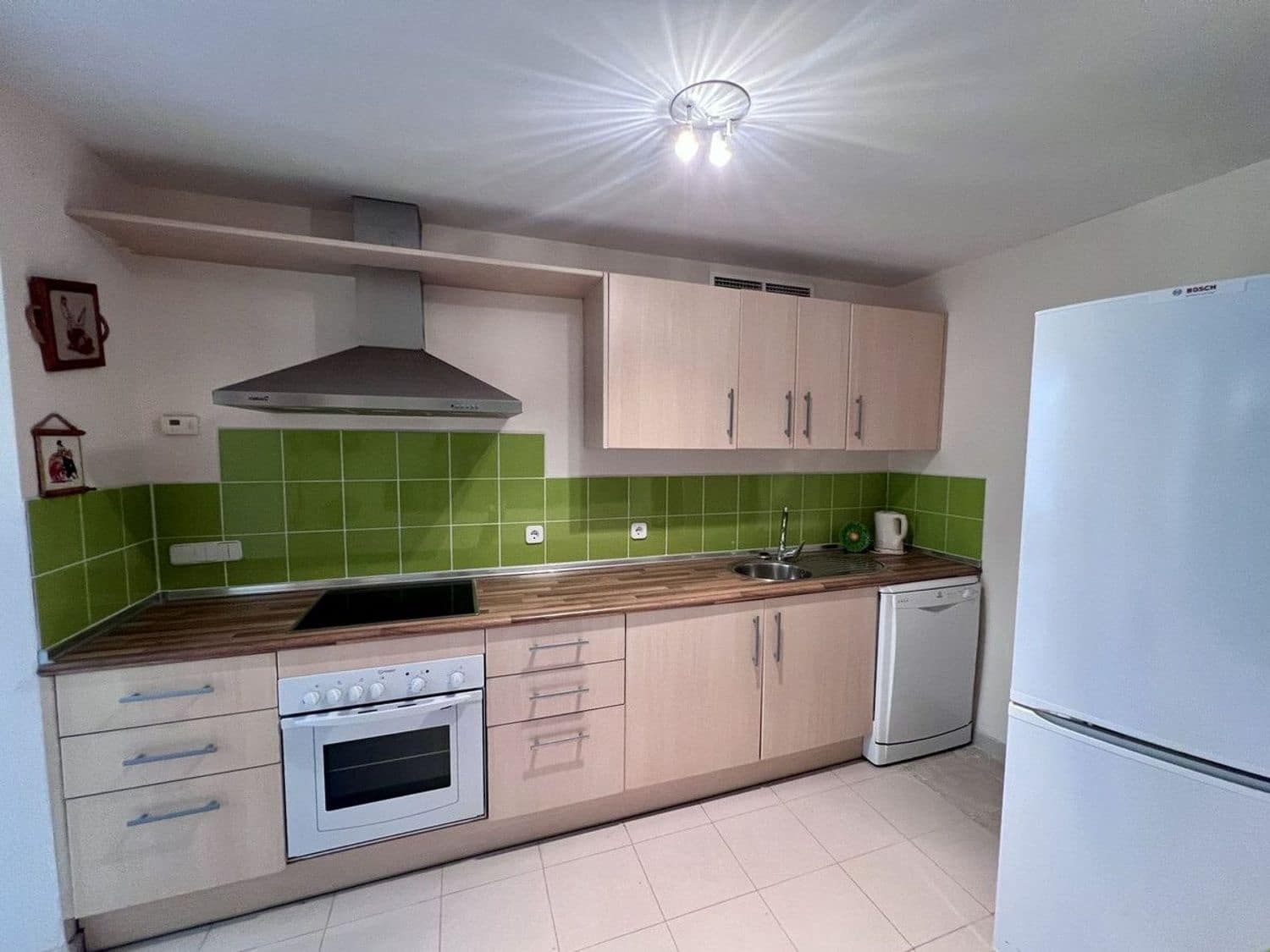 5 bedroom Villa for sale in El Paraiso with pool garage - € 1,580,000 (Ref: 9797577)