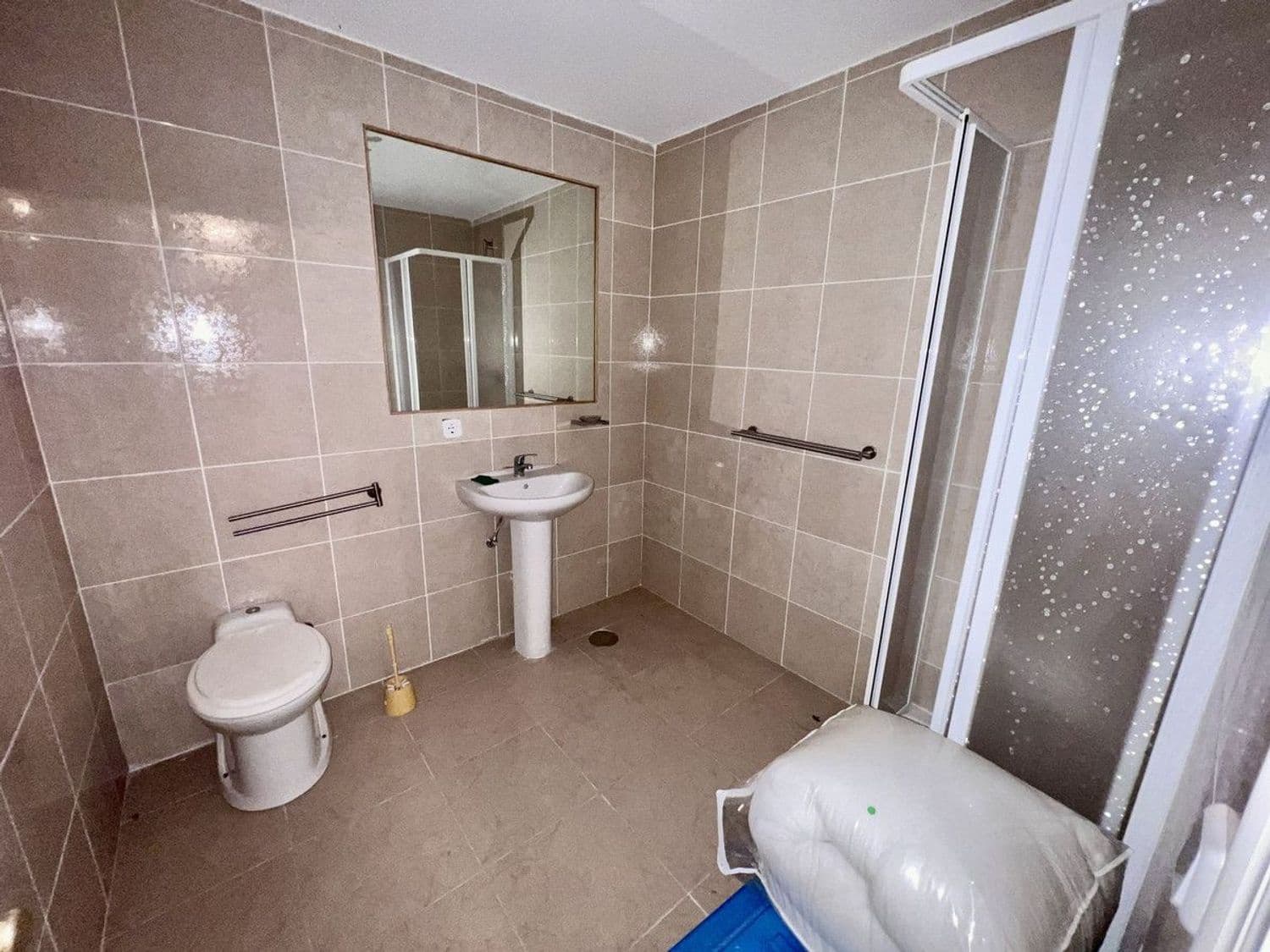 5 bedroom Villa for sale in El Paraiso with pool garage - € 1,580,000 (Ref: 9797577)