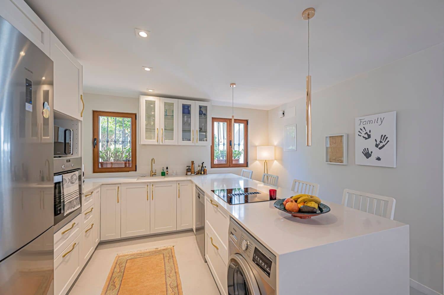 2 makuuhuone Huoneisto myytävänä paikassa La Quinta mukana uima-altaan 
autotalli - 535 000 € (Ref: 9797578)