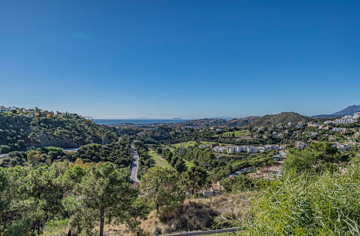 2 makuuhuone Huoneisto myytävänä paikassa La Quinta mukana uima-altaan 
autotalli - 535 000 € (Ref: 9797578)