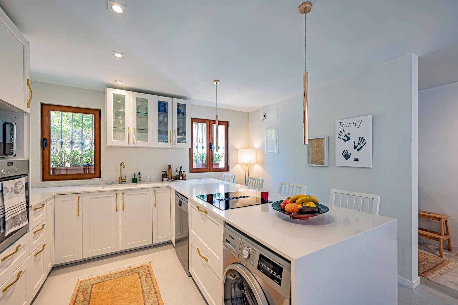 2 makuuhuone Huoneisto myytävänä paikassa La Quinta mukana uima-altaan 
autotalli - 535 000 € (Ref: 9797578)