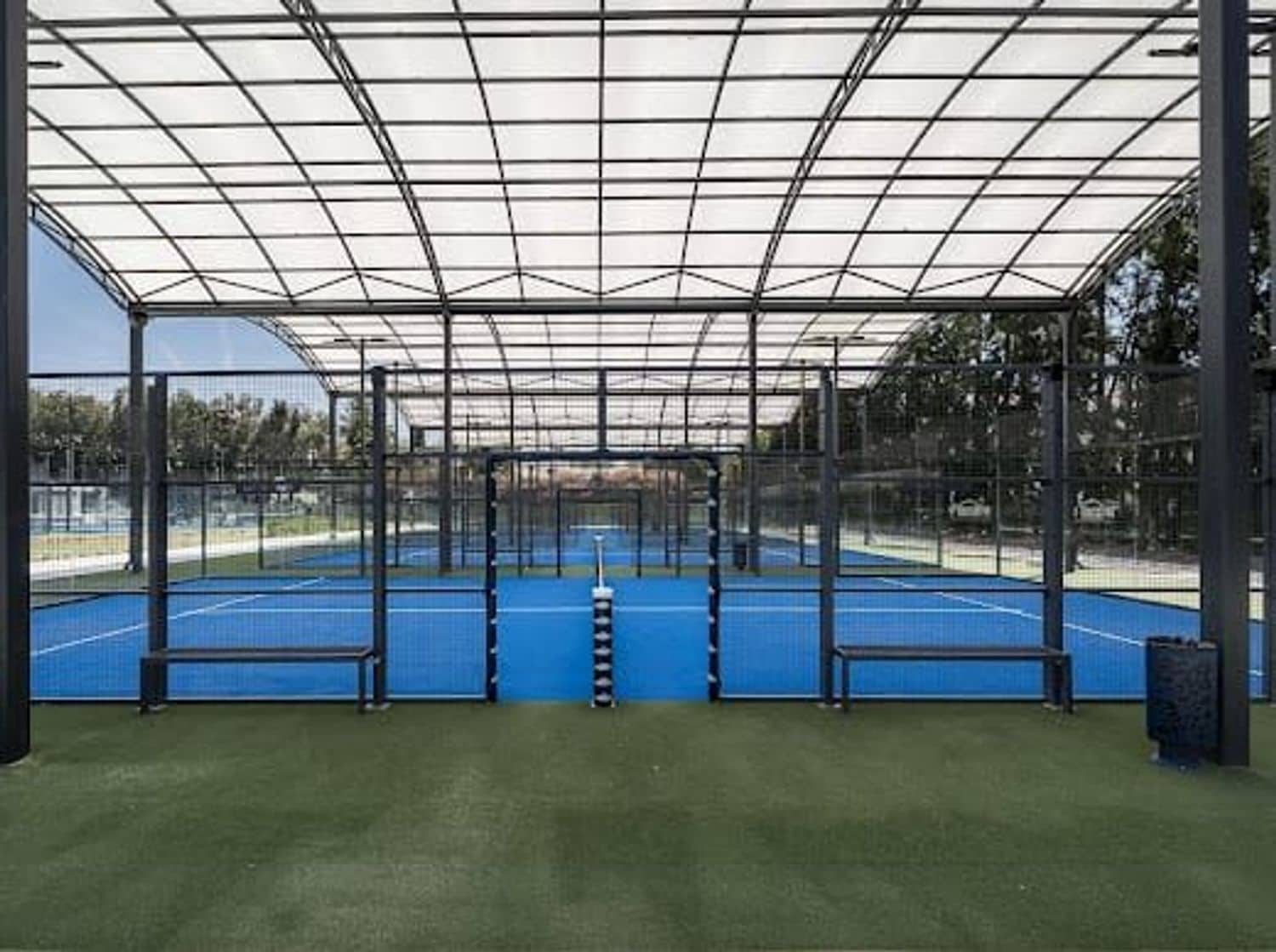 2 makuuhuone Huoneisto myytävänä paikassa La Quinta mukana uima-altaan 
autotalli - 535 000 € (Ref: 9797578)