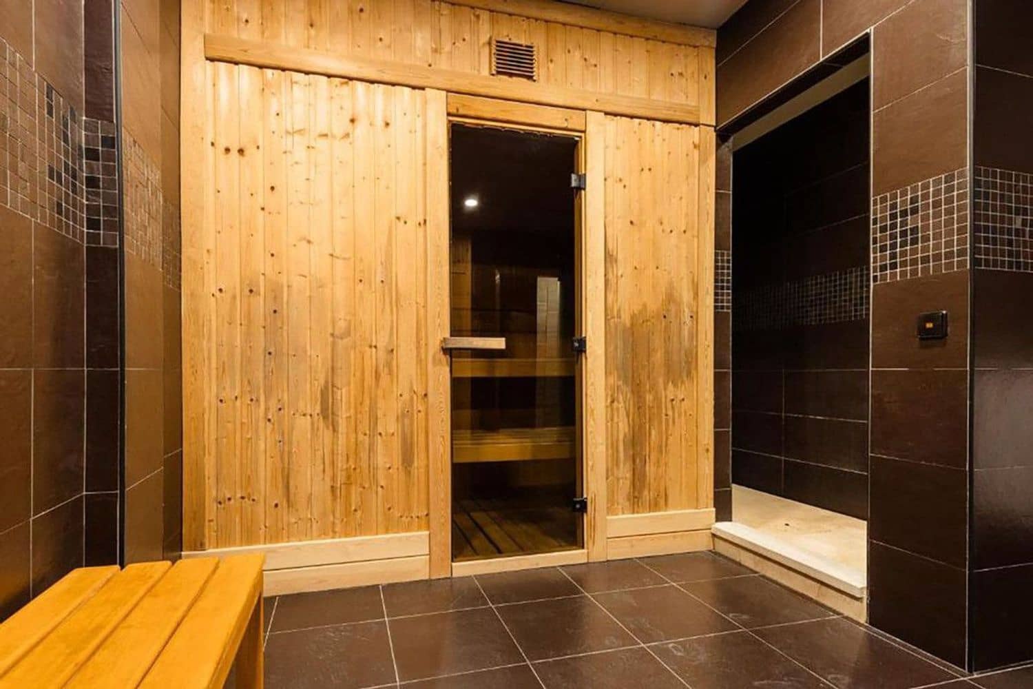 2 chambre Appartement à vendre à Puerto Banus avec piscine garage - 740 340 € (Ref: 9797580)