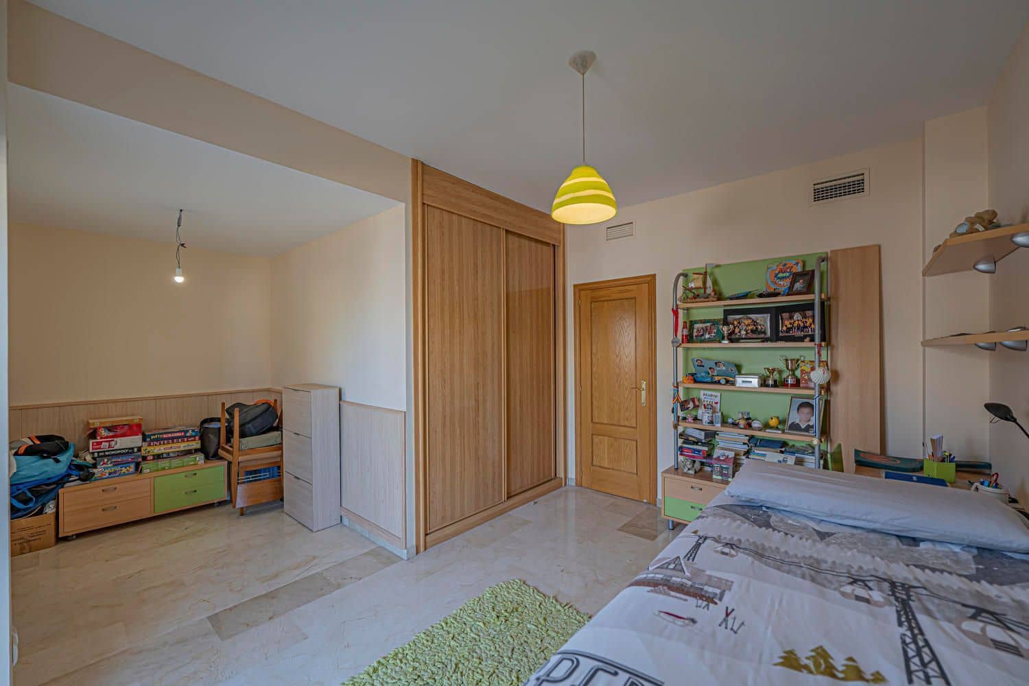 4 slaapkamer Appartement te koop in New Golden Mile met zwembad garage - € 885.000 (Ref: 9797581)