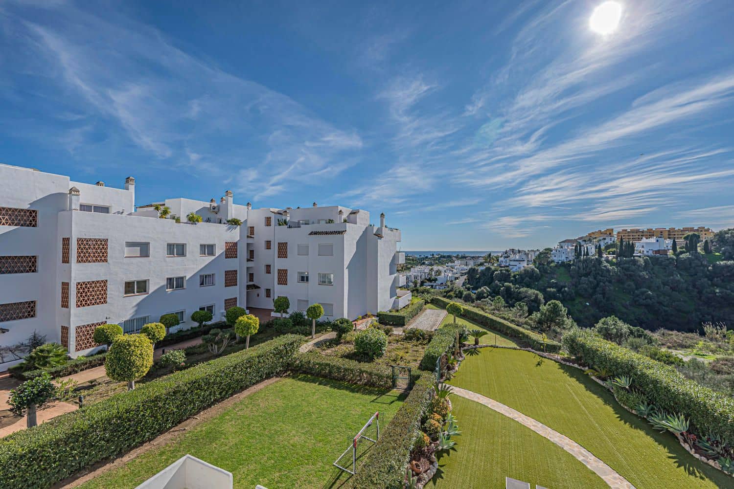 4 slaapkamer Appartement te koop in New Golden Mile met zwembad garage - € 885.000 (Ref: 9797581)