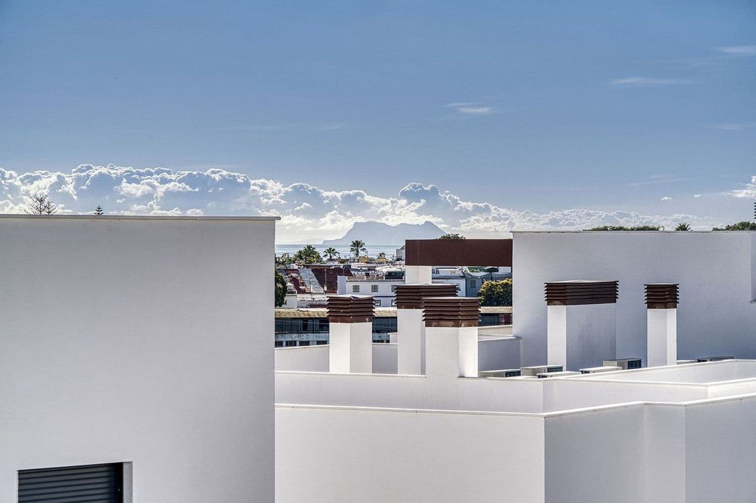 3 soverom Leilighet til salgs i Estepona med svømmebasseng garasje - € 1 150 000 (Ref: 9797582)