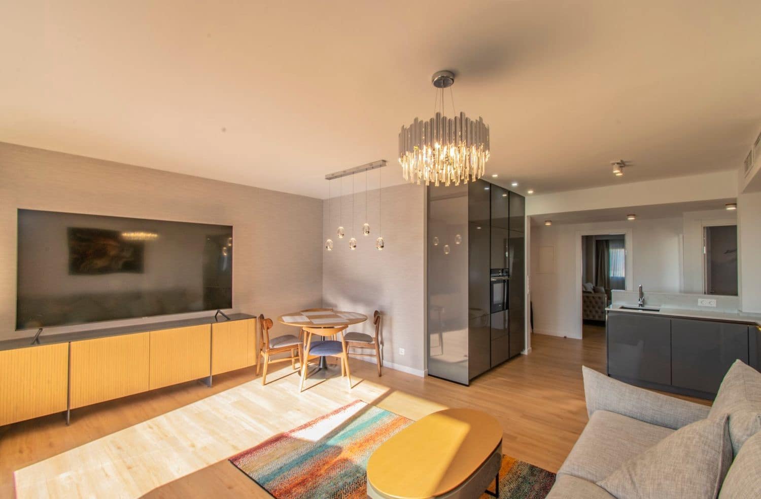 Apartamento de 3 habitaciones en Guadalmansa en venta con piscina garaje - 950.000 € (Ref: 9797583)