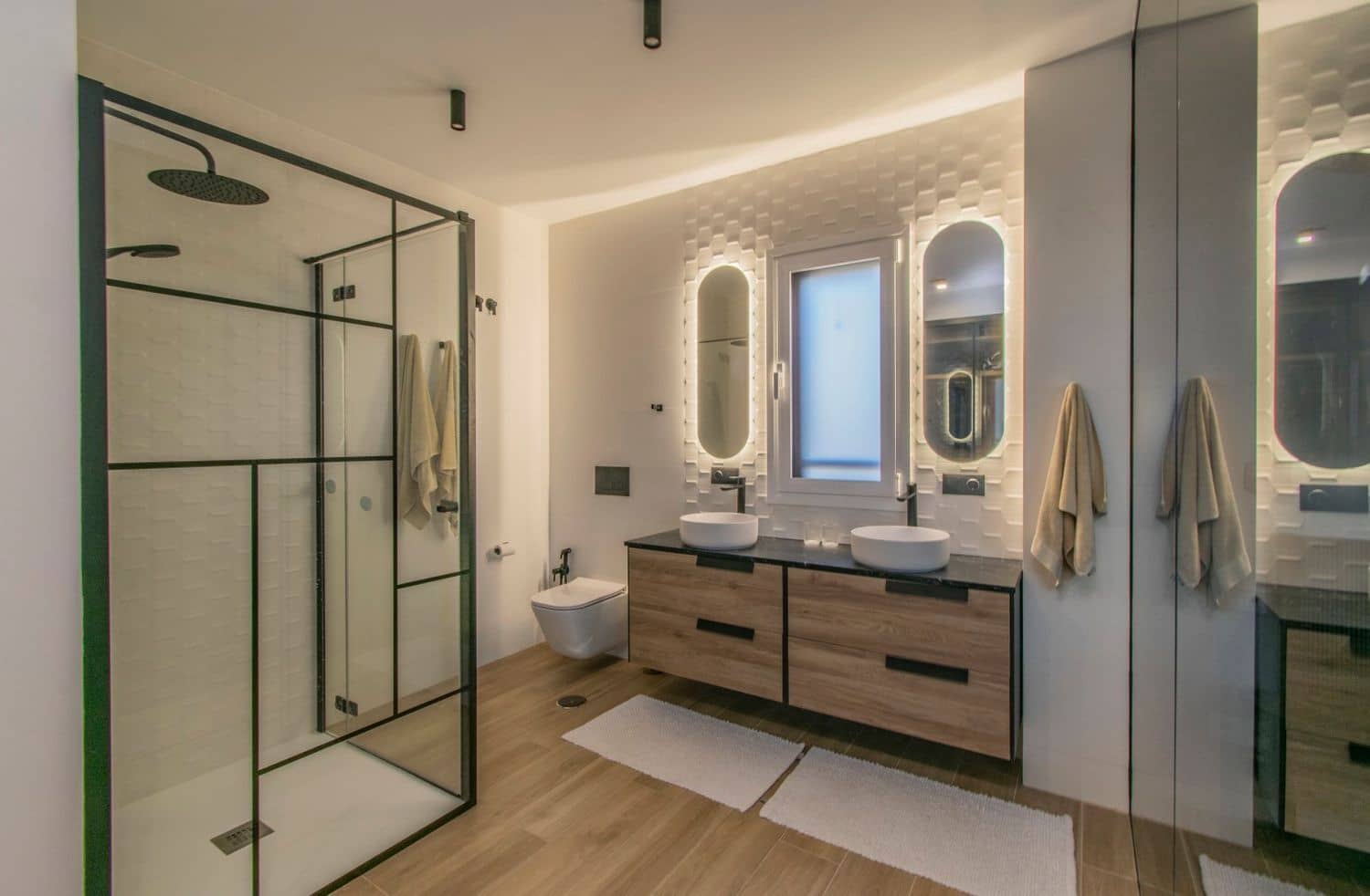 Apartamento de 3 habitaciones en Guadalmansa en venta con piscina garaje - 950.000 € (Ref: 9797583)