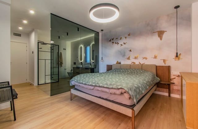 Apartamento de 3 habitaciones en Resinera-Voladilla, Estepona en venta con piscina garaje - 950.000 € (Ref: 9797583)