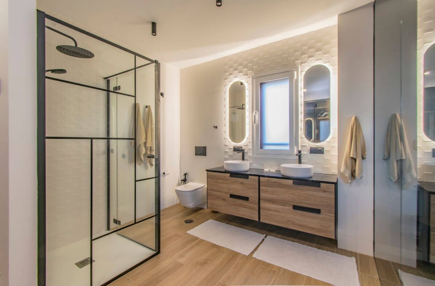 Apartamento de 3 habitaciones en Guadalmansa en venta con piscina garaje - 950.000 € (Ref: 9797583)