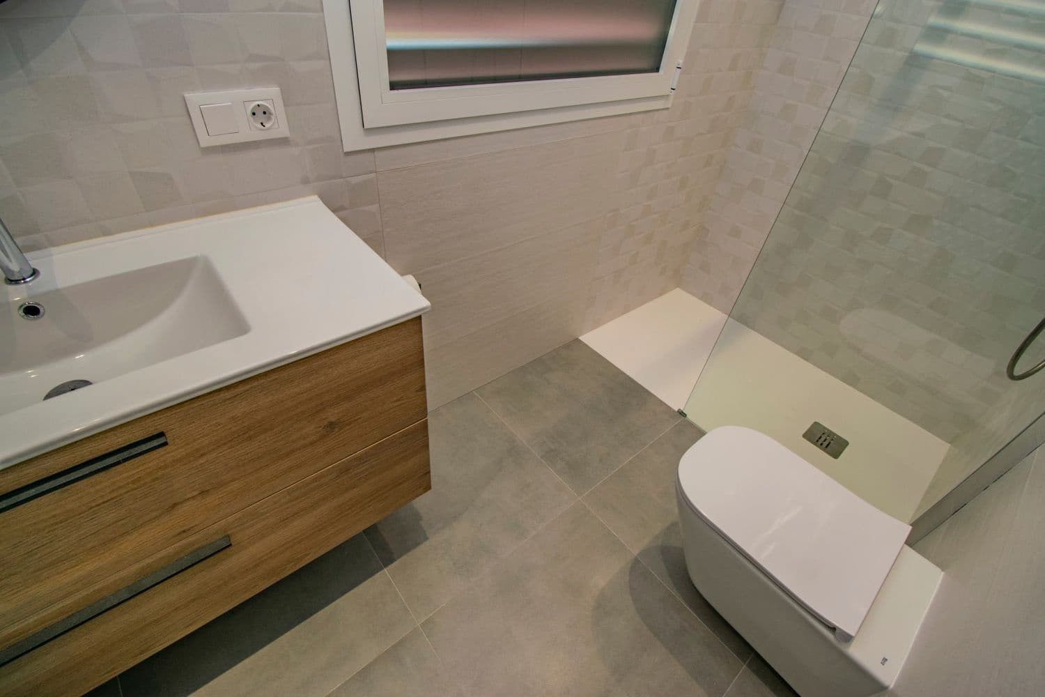 Apartamento de 3 habitaciones en Guadalmansa en venta con piscina garaje - 950.000 € (Ref: 9797583)