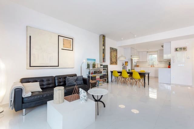 3 makuuhuone Huoneisto myytävänä paikassa Bel-Air, Estepona mukana uima-altaan 
autotalli - 498 500 € (Ref: 9797592)