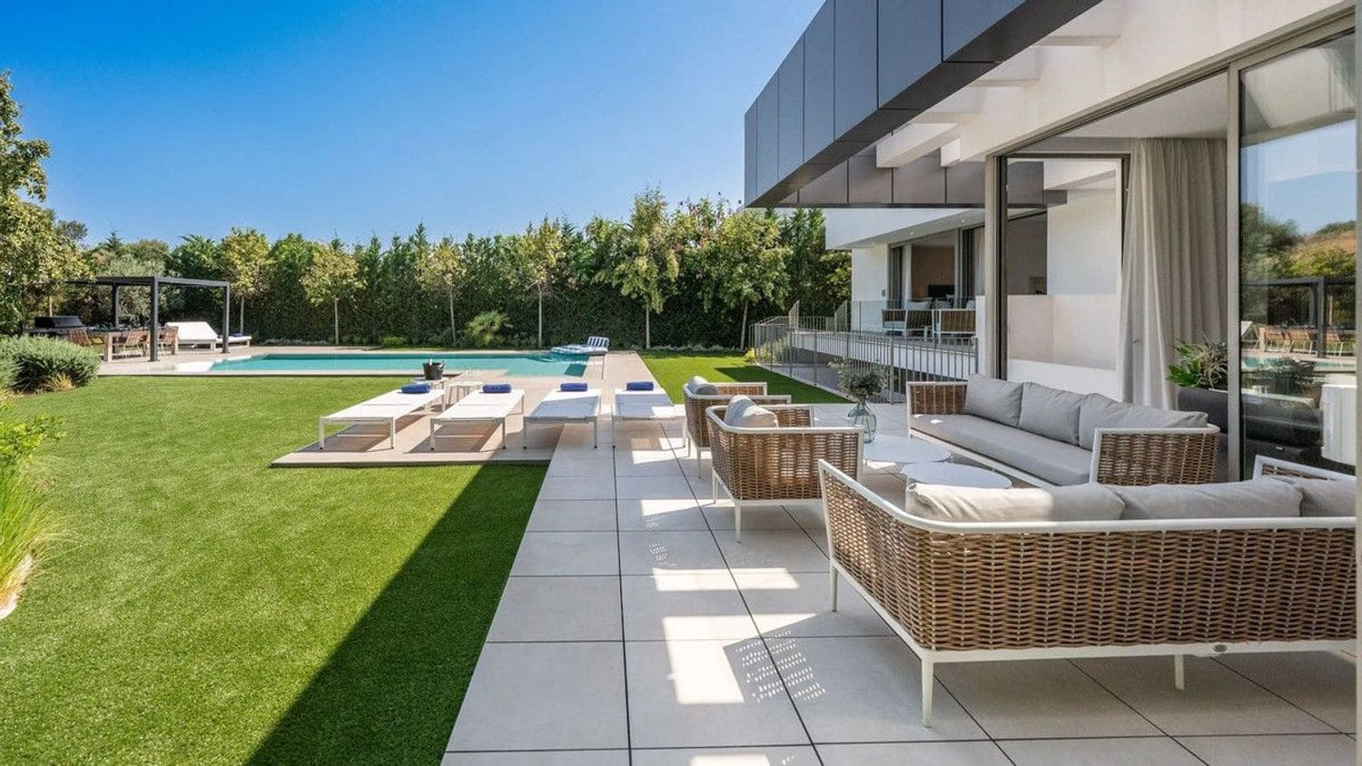 5 soverom Villa til salgs i Bel-Air med svømmebasseng garasje - € 2 595 000 (Ref: 9797595)