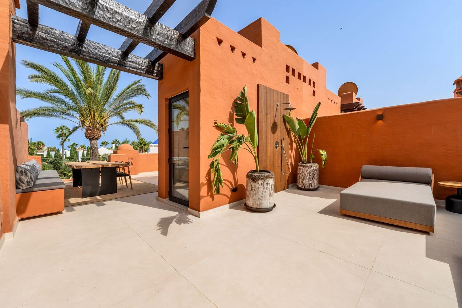 4 soverom Hus til salgs i Marbella med svømmebasseng garasje - € 2 150 000 (Ref: 9797596)