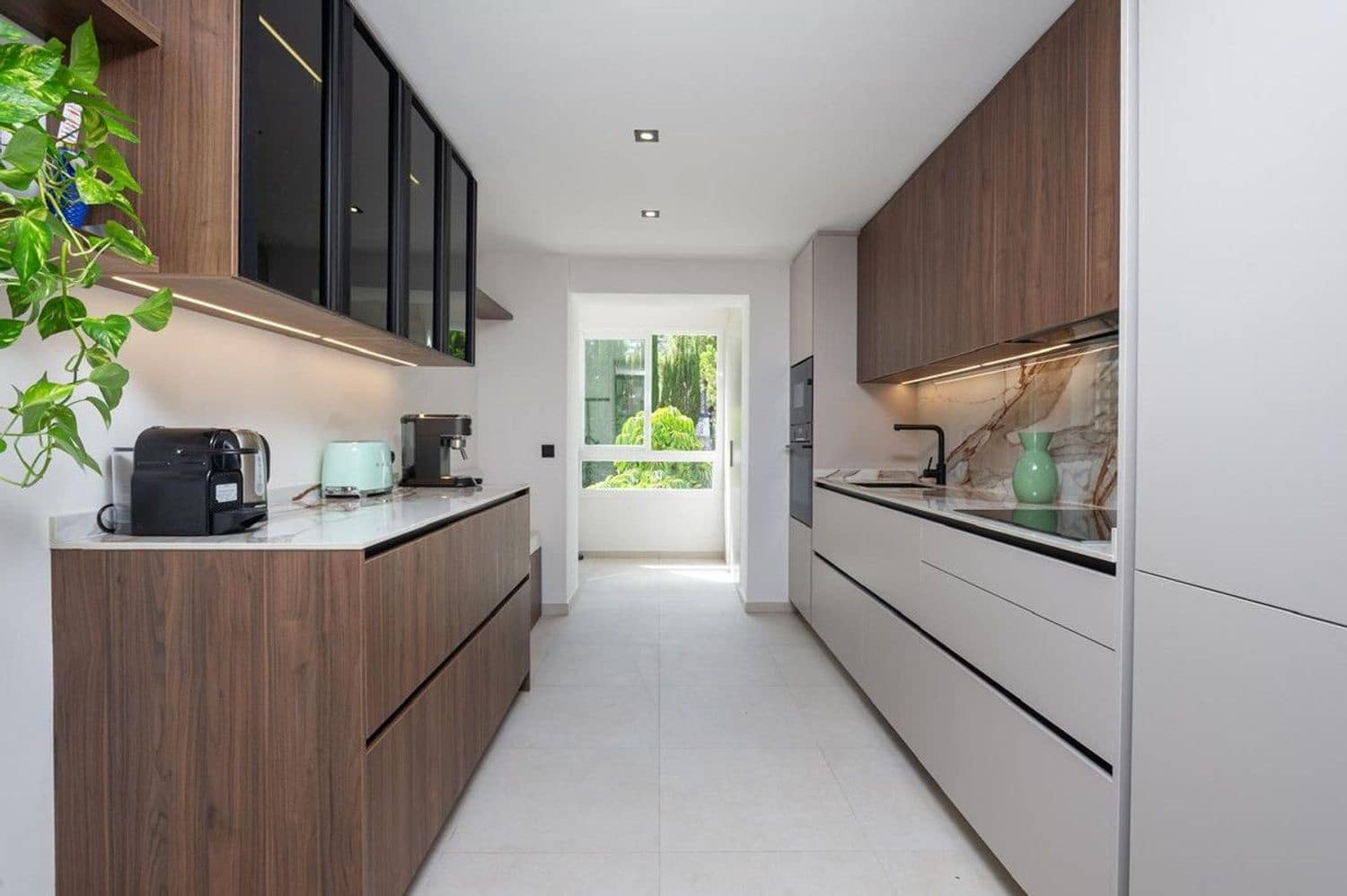 3 soverom Leilighet til salgs i La Quinta med svømmebasseng garasje - € 945 000 (Ref: 9797597)